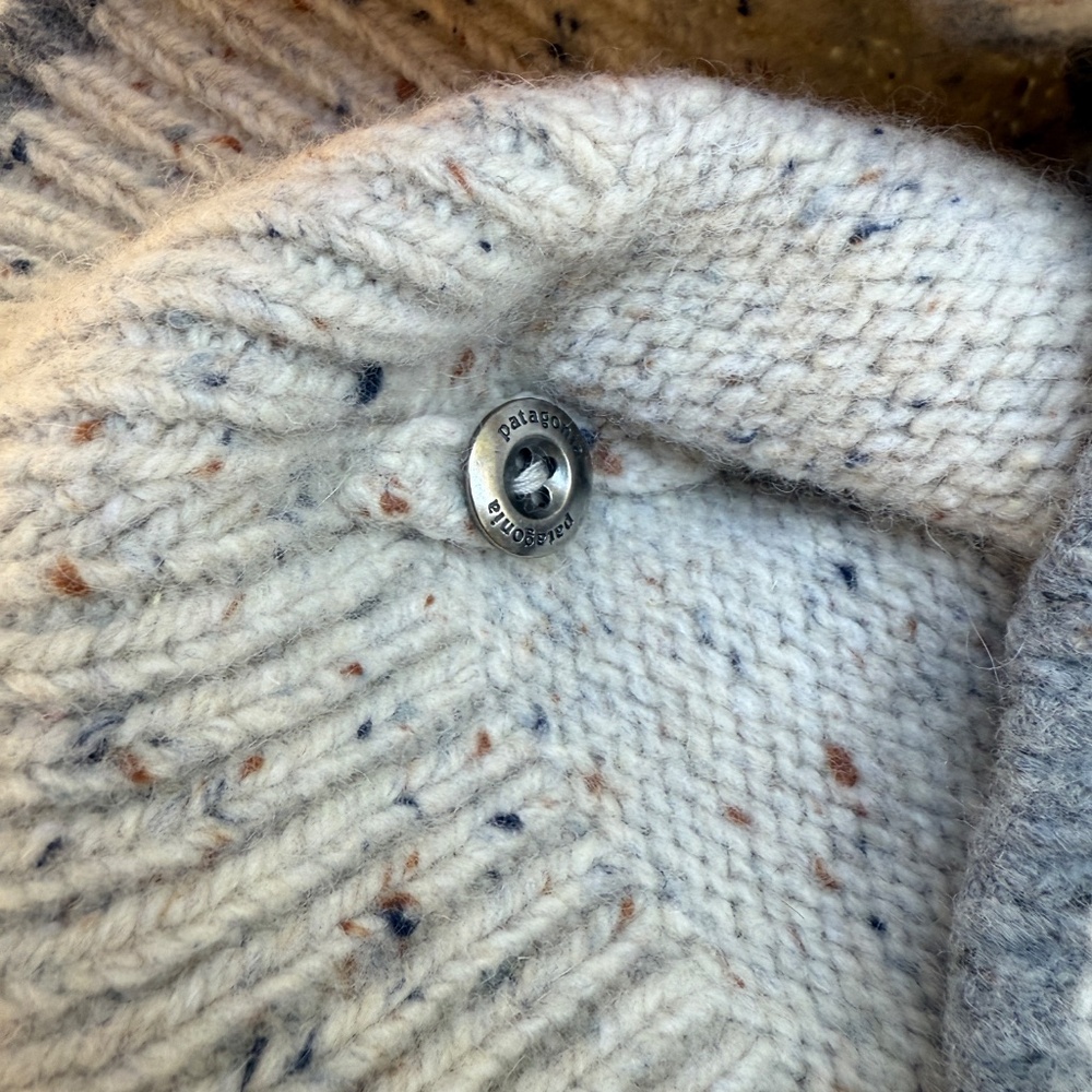 PATAGONIA Women’s Ranchito Merino Wool Sweater - Picture 6 of 8
